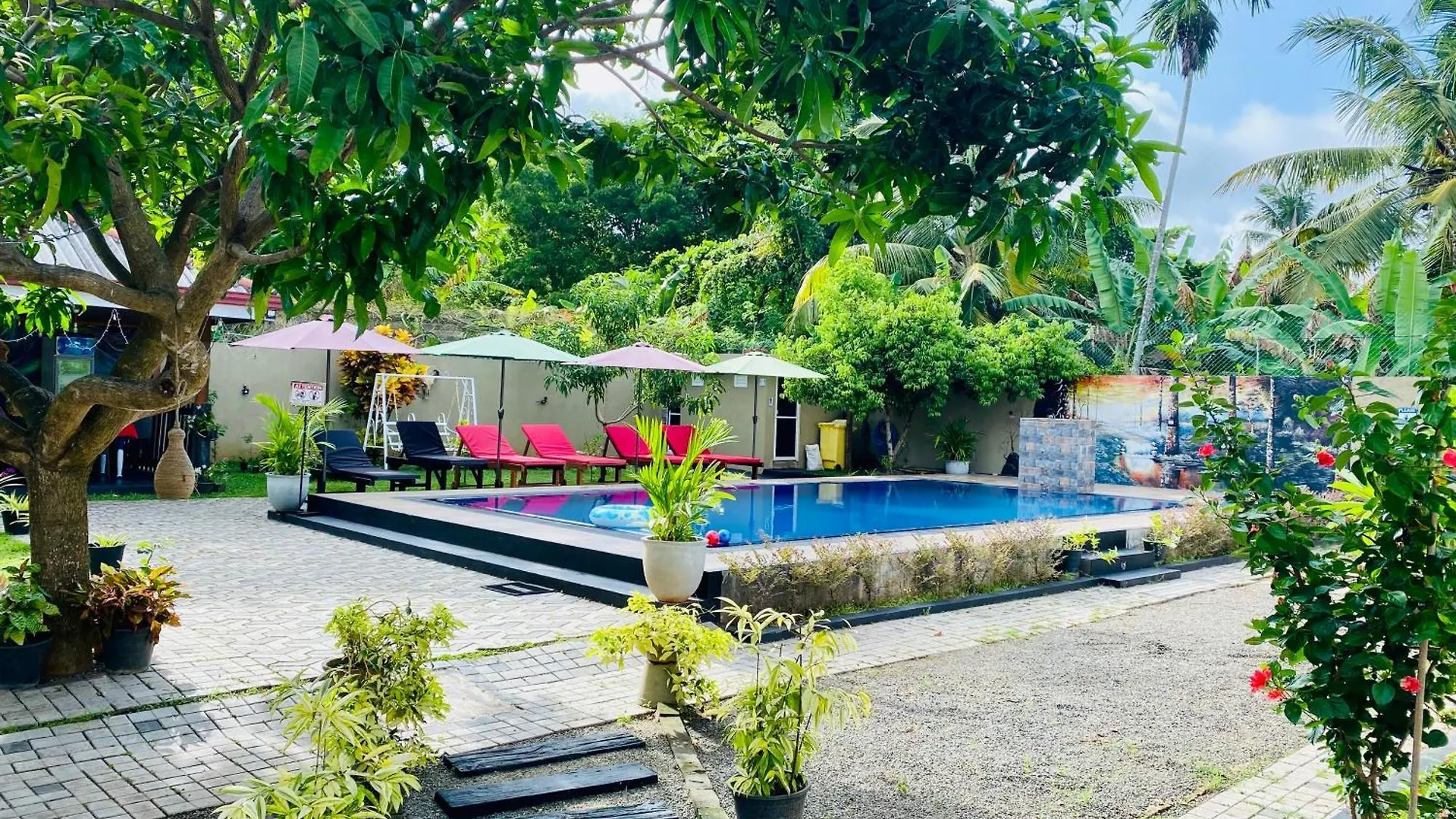 The Kingslayer Resort Negombo Sri Lanka