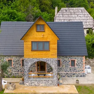 Prelatheth Guest house Theth